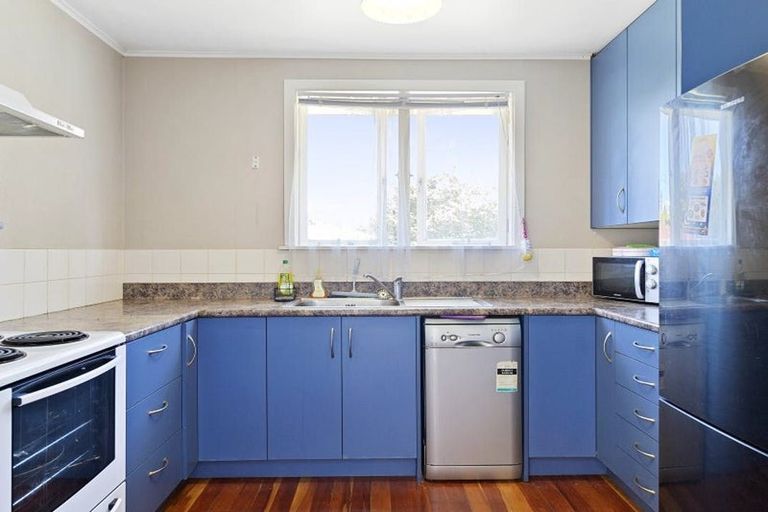 Photo of property in 4 Liston Crescent, Hillcrest, Hamilton, 3216