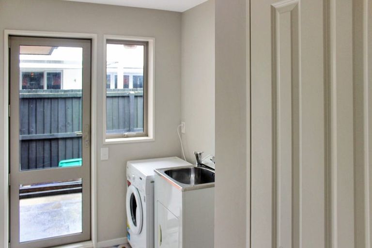 Photo of property in 8 Okuku Place, Hei Hei, Christchurch, 8042