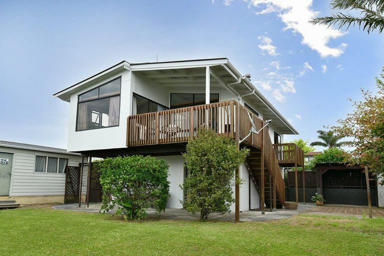Photo of property in 14 Carmen Terrace, Snells Beach, 0920