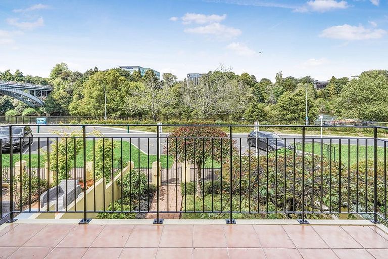 Photo of property in 7/114 Grantham Street, Hamilton Central, Hamilton, 3204