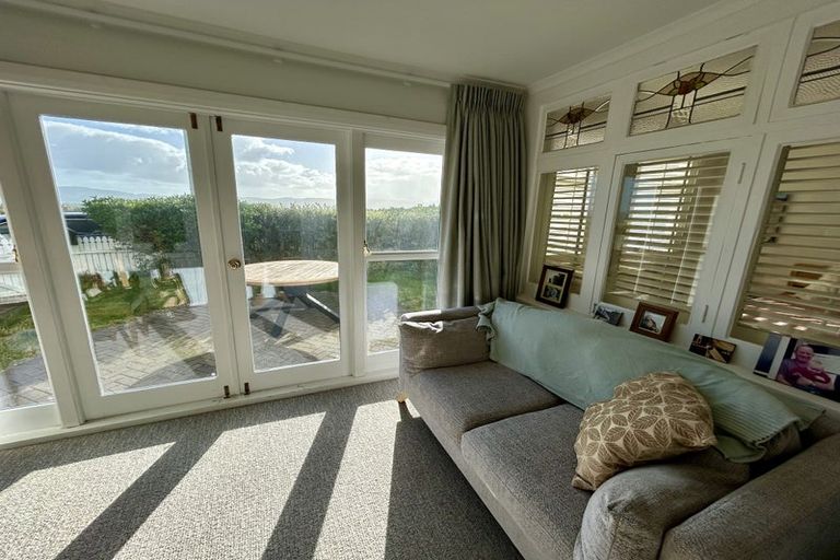 Photo of property in 13 Marine Parade, Eastbourne, Lower Hutt, 5013