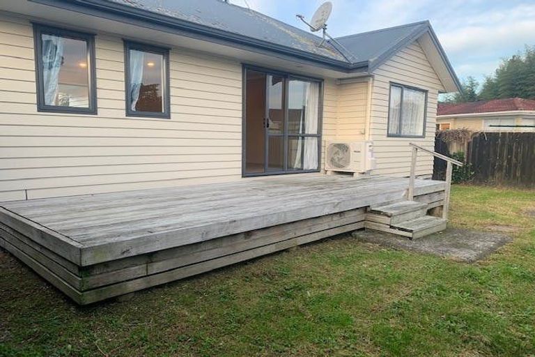 Photo of property in 93 Universal Drive, Henderson, Auckland, 0610