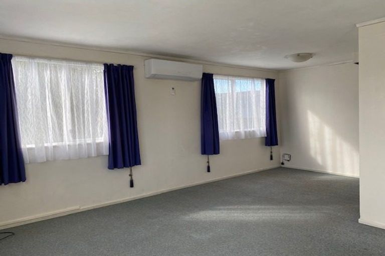 Photo of property in 83 Sunderlands Road, Half Moon Bay, Auckland, 2012