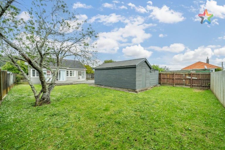 Photo of property in 33 Milne Crescent, Taita, Lower Hutt, 5011