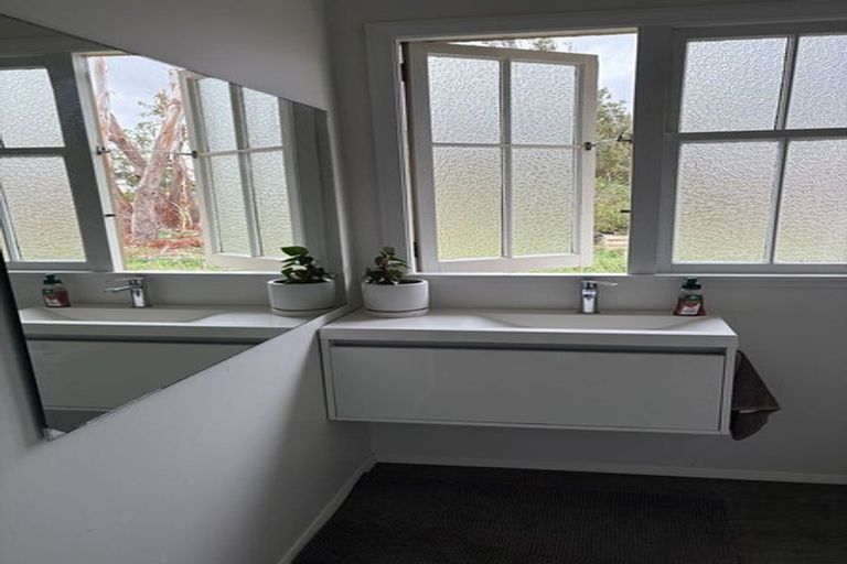 Photo of property in 59c Norbiton Road, Foxton, 4814