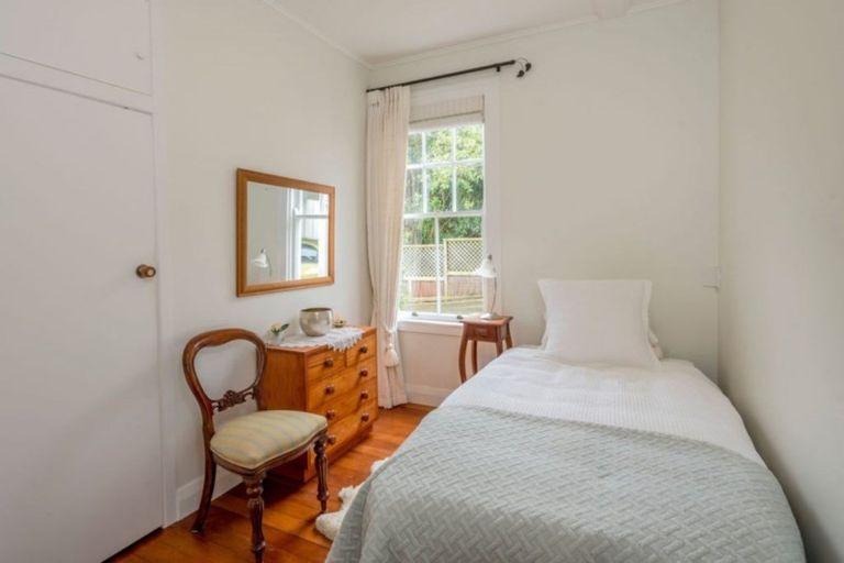 Photo of property in 71 Valley Road, Paraparaumu, 5032