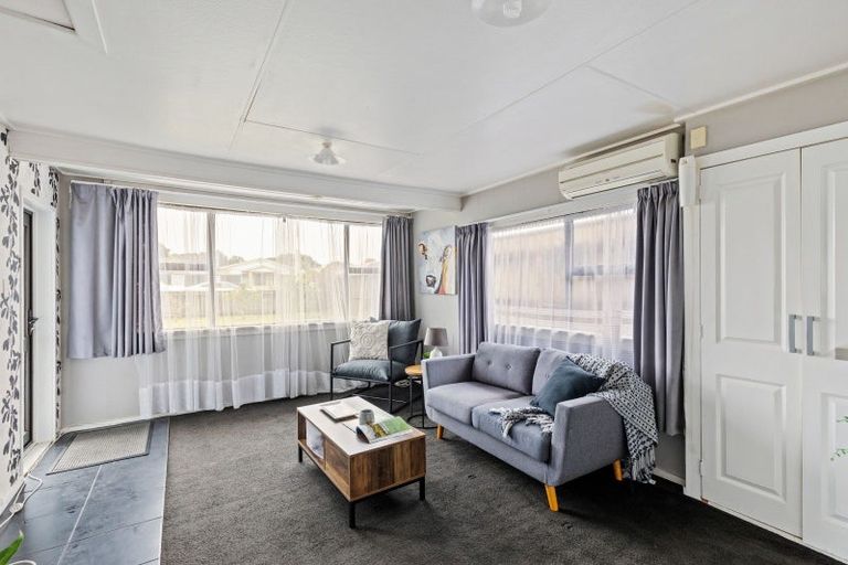 Photo of property in 69 Domett Street, Waitara, 4320