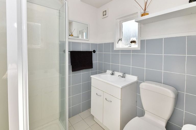 Photo of property in 33 Rautawhiri Road, Helensville, 0800