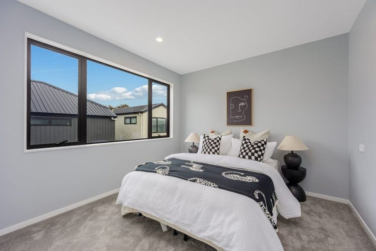 Photo of property in 9c Catalina Crescent, Forrest Hill, Auckland, 0620