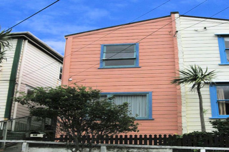 Photo of property in 34 Edinburgh Terrace, Berhampore, Wellington, 6023