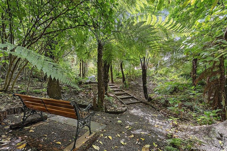 Photo of property in 56 Box Hill, Khandallah, Wellington, 6035