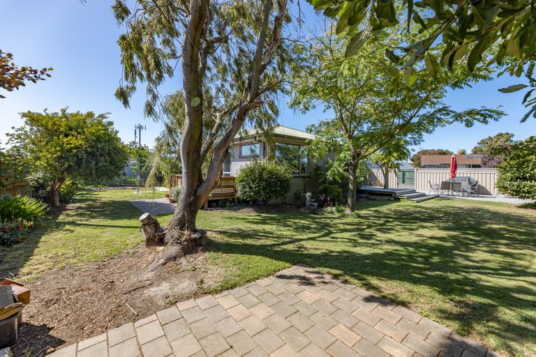Photo of property in 24b Sarabande Avenue, Redwood, Christchurch, 8051