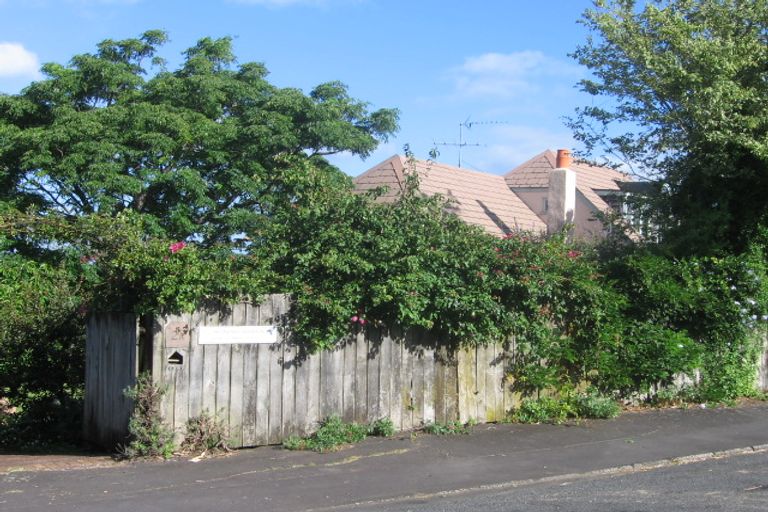 Photo of property in 2 St Aubyn Street, Devonport, Auckland, 0624