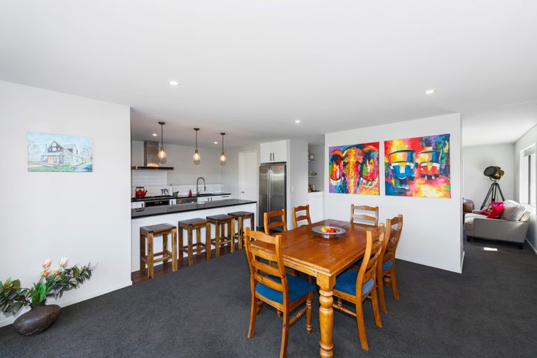 Photo of property in 79 Kennedys Bush Road, Halswell, Christchurch, 8025