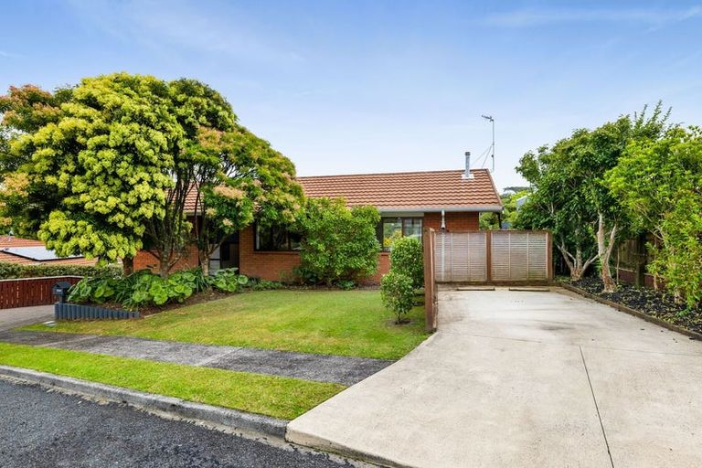 Photo of property in 5 Ruskin Place, Westown, New Plymouth, 4310