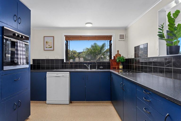 Photo of property in 90 Pohutukawa Avenue, Ohope, 3121