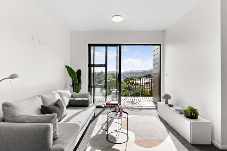 Photo of property in 203/94 Cambridge Terrace, Waterloo, Lower Hutt, 5011