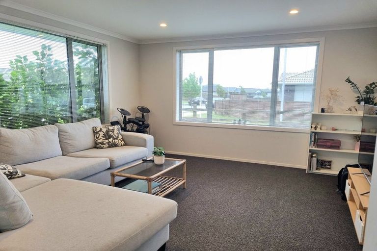 Photo of property in 31 Saddlers Way, Papamoa, 3118