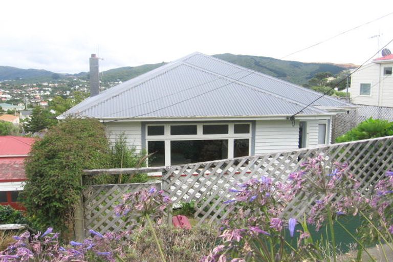 Photo of property in 93 Orangi Kaupapa Road, Northland, Wellington, 6012