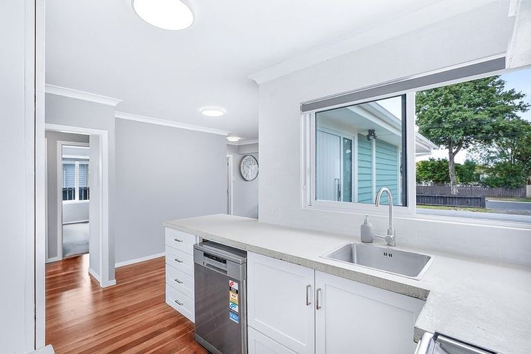 Photo of property in 5 Vernall Street, Nawton, Hamilton, 3200