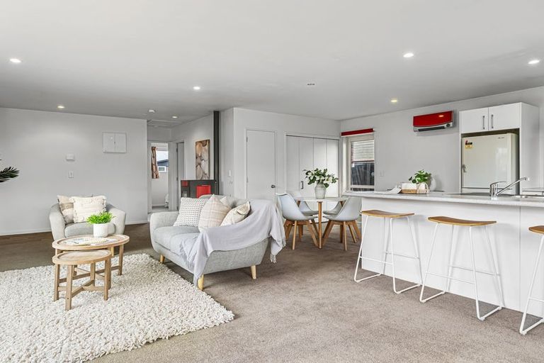 Photo of property in 11 Lenton Street, Aranui, Christchurch, 8061