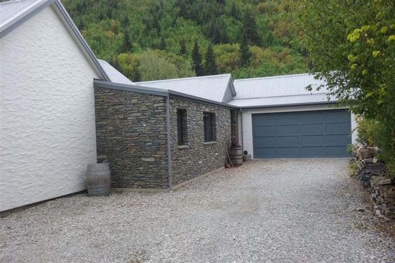 Photo of property in 21 Bedford Street, Arrowtown, 9302