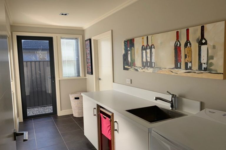 Photo of property in 15 Sunhaven Cove, Cromwell, 9310