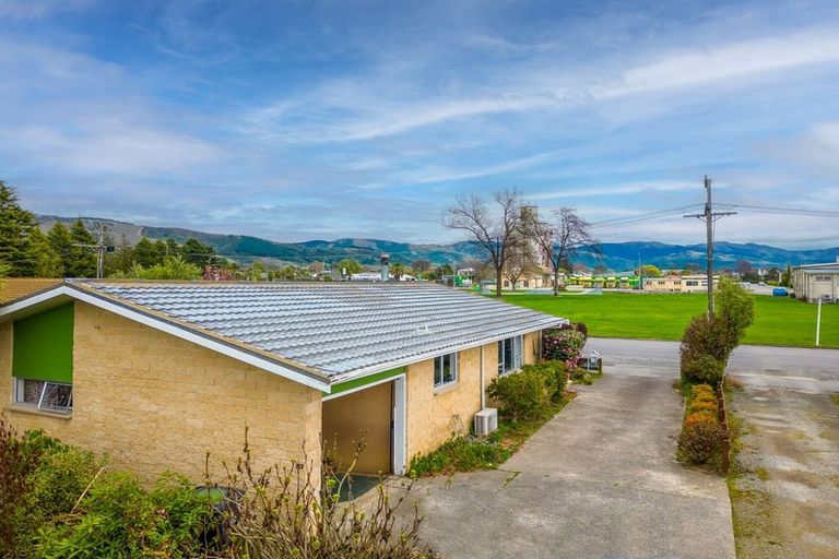 Photo of property in 33 John Street, Waimate, 7924