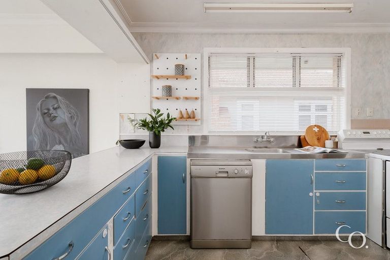 Photo of property in 10 Pillans Road, Otumoetai, Tauranga, 3110