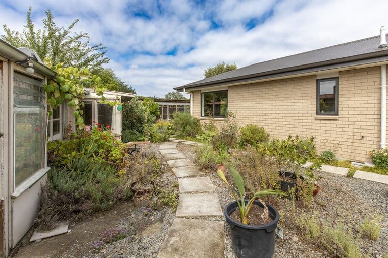 Photo of property in 11 Rathbone Street, Waipawa, 4210