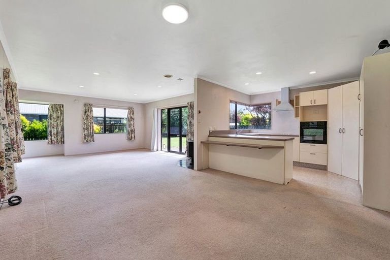 Photo of property in 17a Regan Street, Stratford, 4332