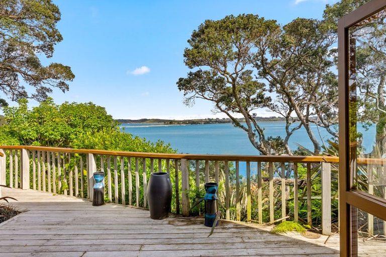 Photo of property in 417 Leigh Road, Whangateau, 0985