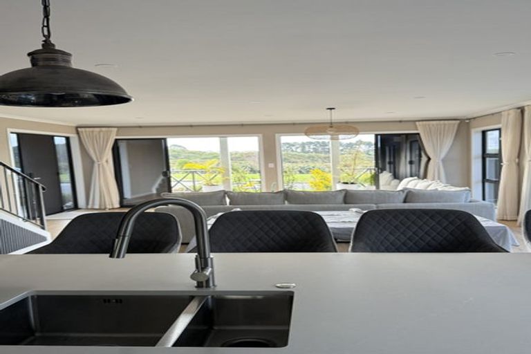 Photo of property in 86 Kahui Parade, Karaka, Papakura, 2113