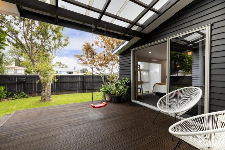 Photo of property in 315 Frankley Road, Ferndale, New Plymouth, 4310