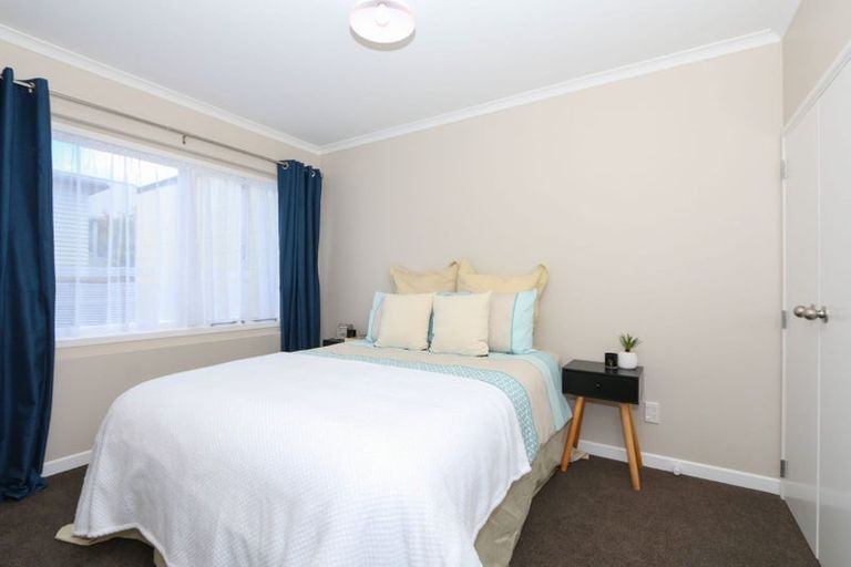 Photo of property in 1/23 Campbell Street, Karori, Wellington, 6012