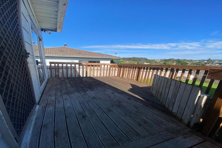 Photo of property in 77a Rosier Road, Glen Eden, Auckland, 0602