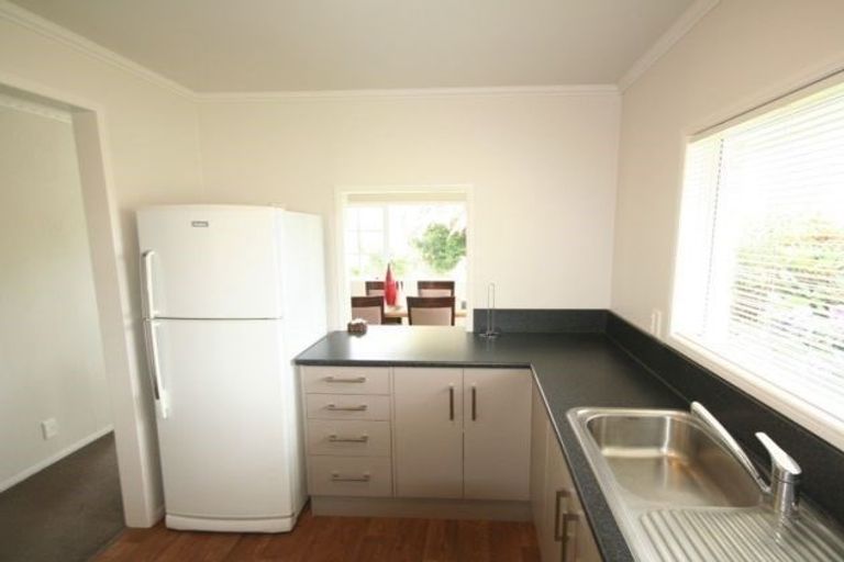 Photo of property in 32 Iles Road, Lynmore, Rotorua, 3010