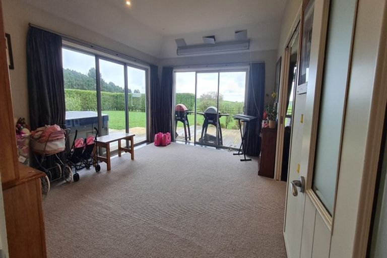 Photo of property in 190 Ohanga Road, Onaero, Waitara, 4383