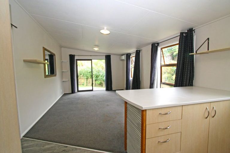 Photo of property in 1/4 Kenmore Street, Westown, New Plymouth, 4310