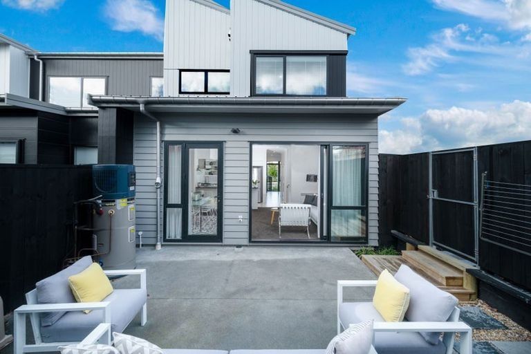 Photo of property in 14 David Carnegie Road, Hobsonville, Auckland, 0616