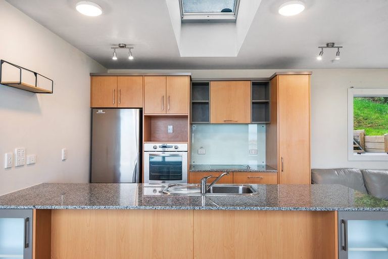 Photo of property in 33 Queen Street, Brighton, Dunedin, 9035