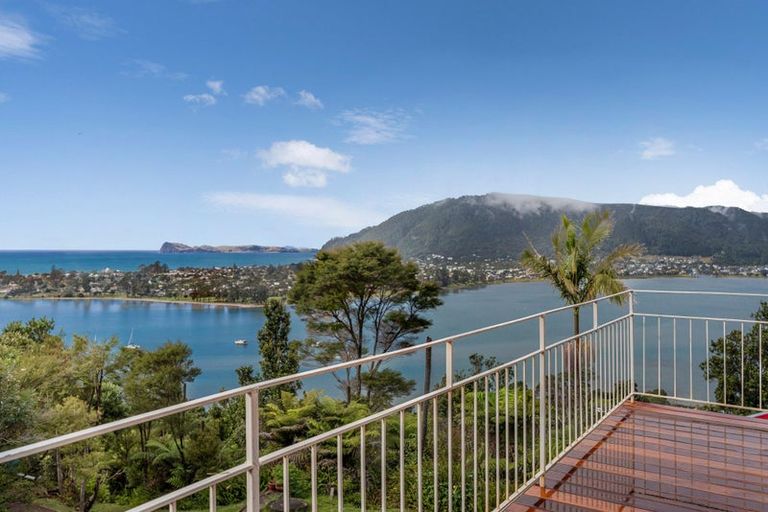 Photo of property in 44 Tairua Heights, Tairua, 3508