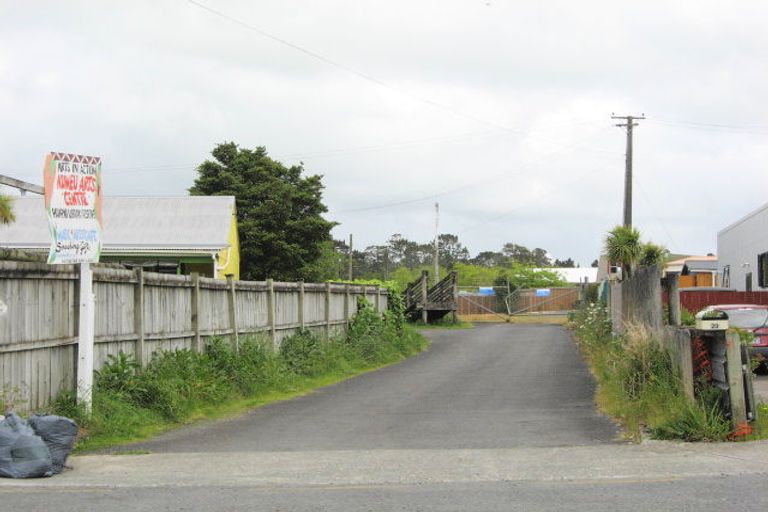 Photo of property in 20 Oraha Road, Huapai, Kumeu, 0810