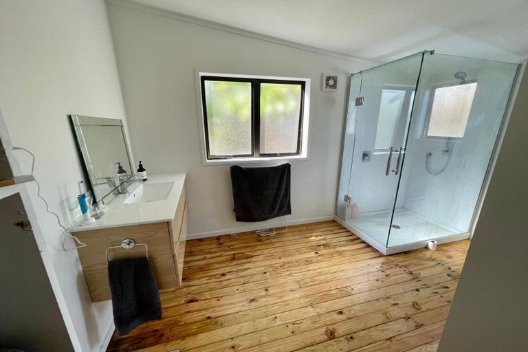 Photo of property in 61 Kauri Road, Stanmore Bay, Whangaparaoa, 0932