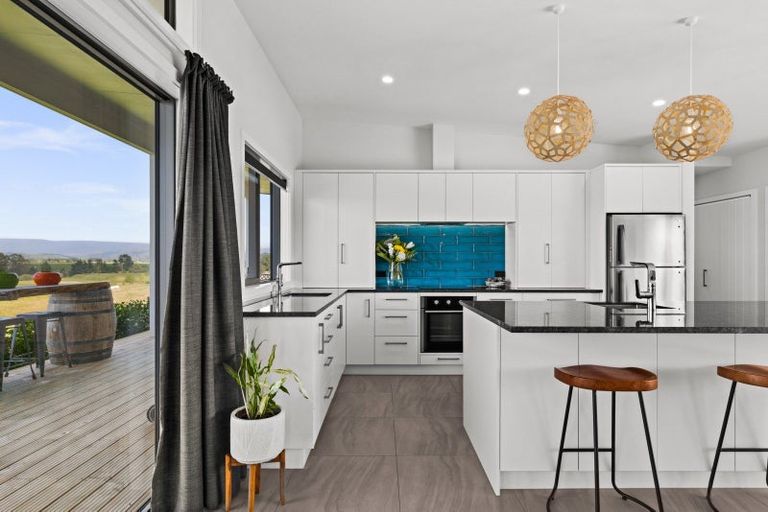 Photo of property in 201 Crownthorpe Road, Crownthorpe, Hastings, 4179