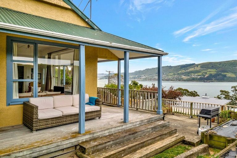 Photo of property in 42 Marion Street, Macandrew Bay, Dunedin, 9014
