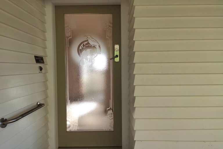 Photo of property in 20 Victoria Road, New Plymouth, 4310