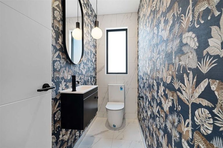 Photo of property in 4 Frank Ernest Crescent, Prebbleton, 7604