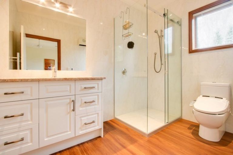 Photo of property in 26 Cameron Road, Bluff Hill, Napier, 4110