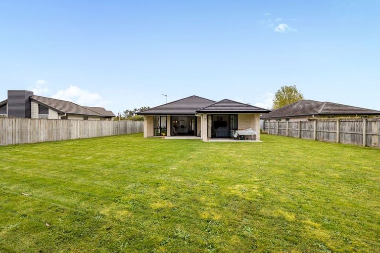 Photo of property in 51 Edgeview Crescent, Fitzroy, Hamilton, 3206